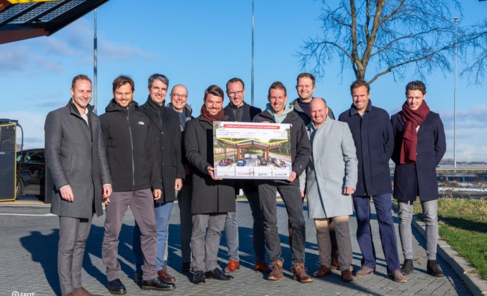 Scholt Energy sluit achtjarige Corporate Power Purchase Agreement tussen Fastned en GLP.