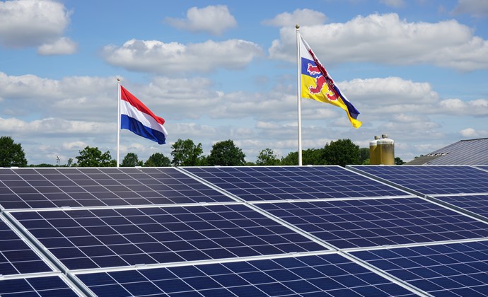 Solar farm and energy storage project in Weert
